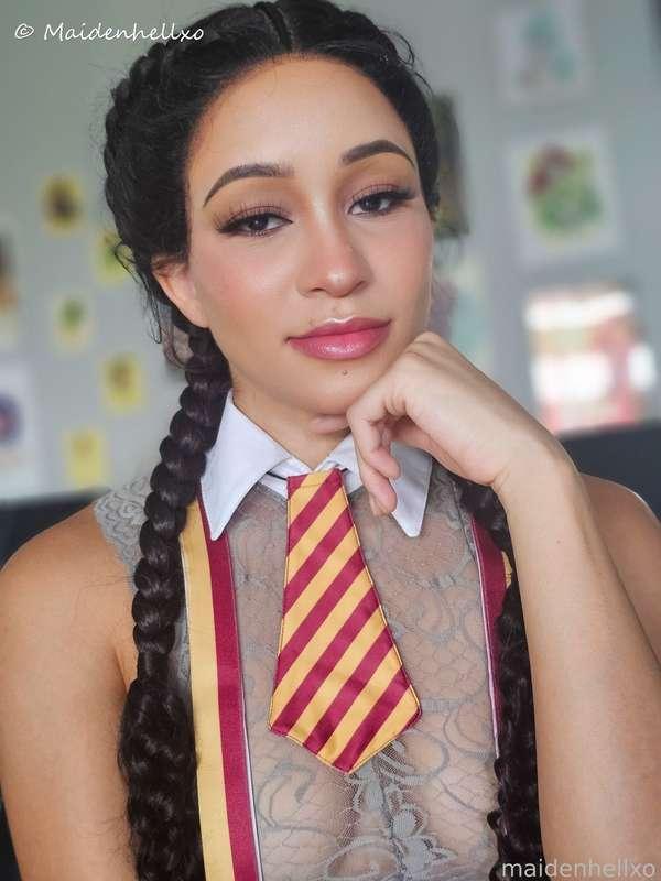 maidenhellxo image #2
