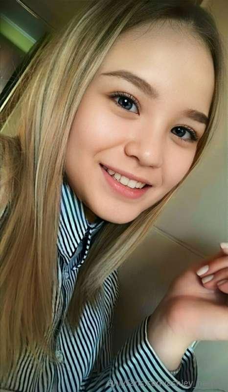 ## Your sweet @shy_baby01  is ready to surprise you 💋 I'll s..