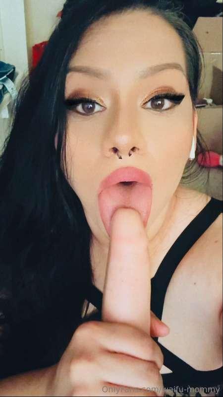 You know what to do baby 💦 👅