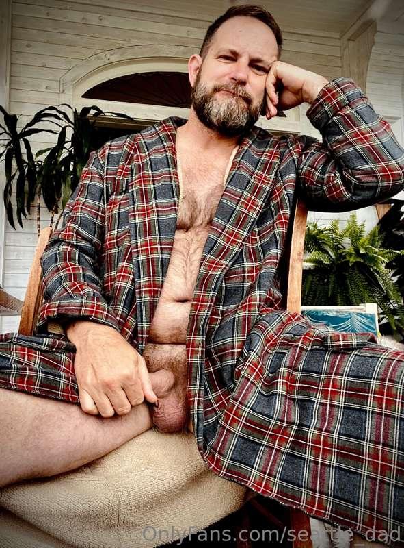 Good morning.  I want you up under my robe all morning. Clim..
