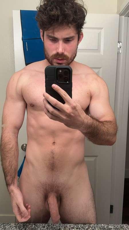 who wants to suck it? 😏