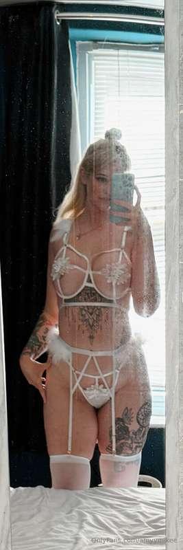 What’s dirtier … my mirror or me? 