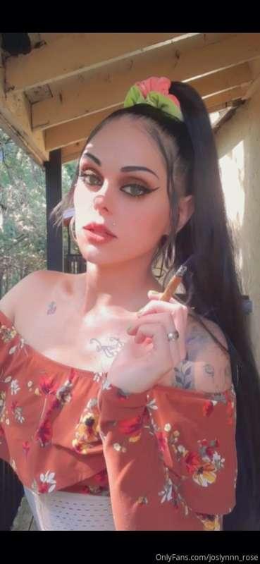 Let me rate your meat 💋😋 dm me 👀