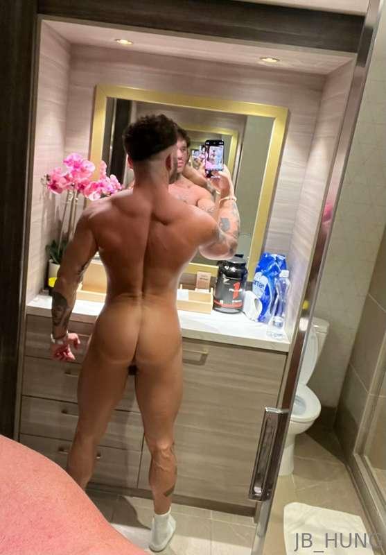 Turn around Joel