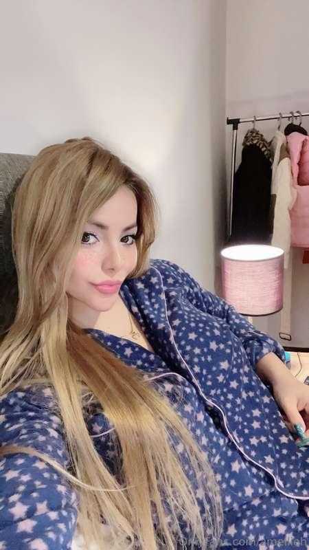 Feeling sooo bored lately… DM me how you get rid of your bor..