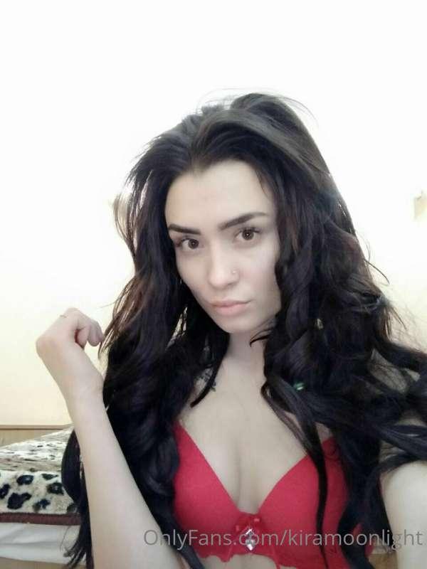 Life is too short, so always eat your dessert first.