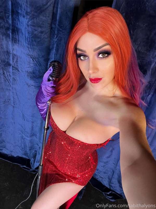 Sneak peek of this week’s set 🐰 🧡💜❤️