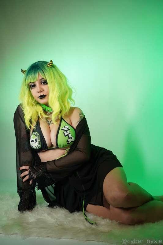 cyber_nyxie image #14