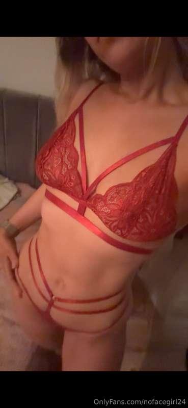 Which colour looks best?? X