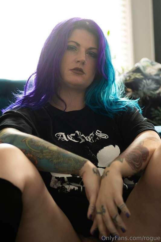 I've got no pants on, wanna see?