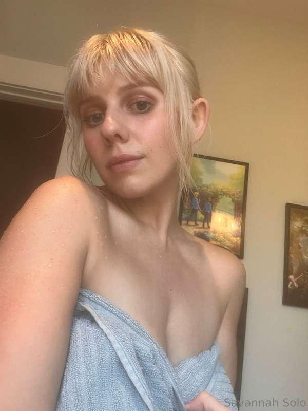 Swipe for fat tits