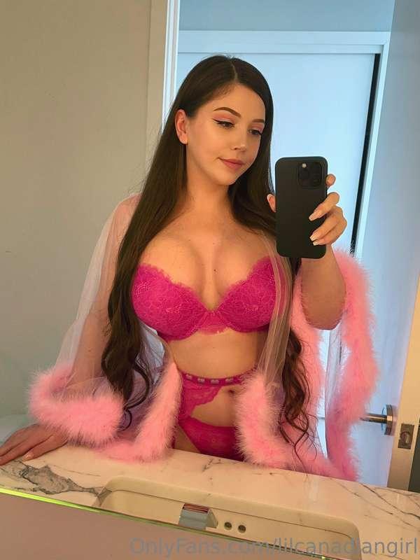 lilcanadiangirl image #2