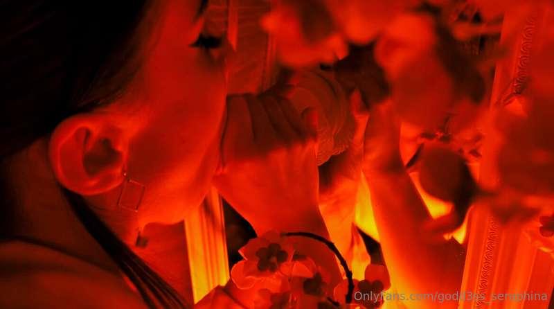 godd3ss_seraphina image #0