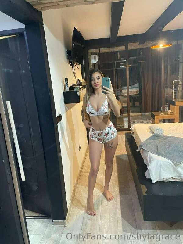 DM me 🔞😈 I have something to show you..