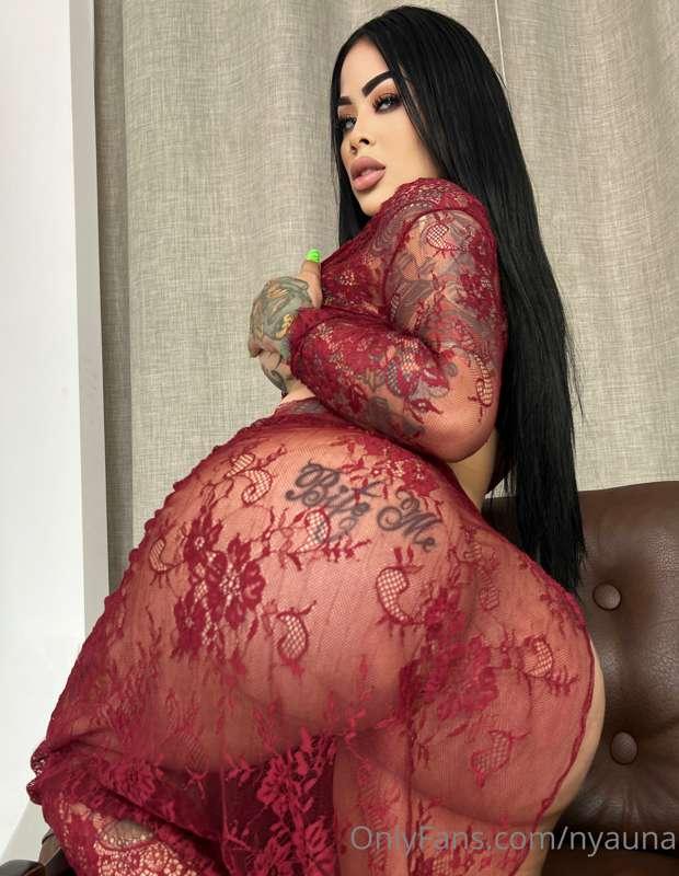 DM me papi and get a super hot video of me fucking myself wh..