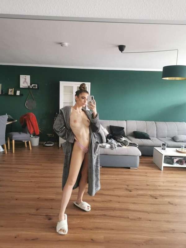 Did the neighbors ever notice me like this? 😂