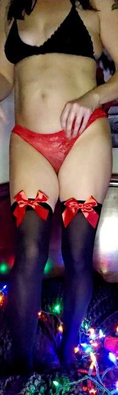 nikkirose1979 image #0