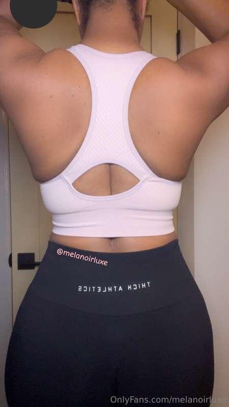 melanoirluxe image #0