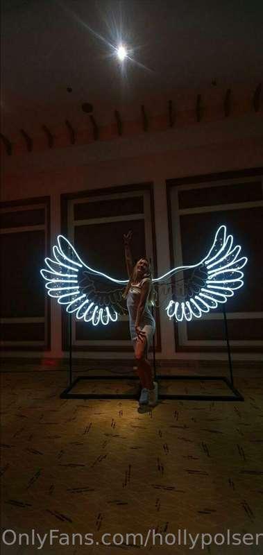 Do you want me to be your sexiest angel for life?😍😋😜