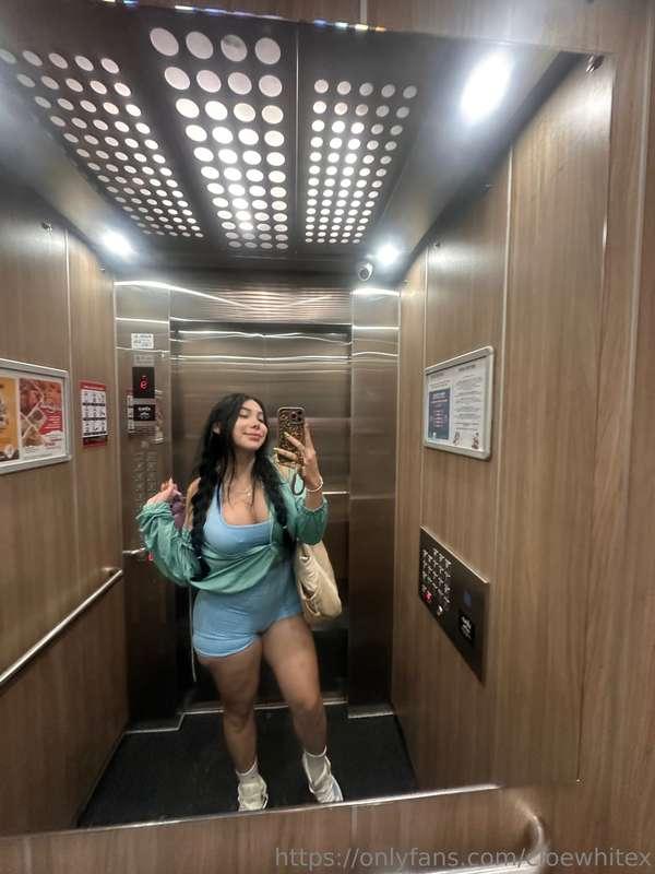 Caught myself being a little too sweet tonight 🍯💋