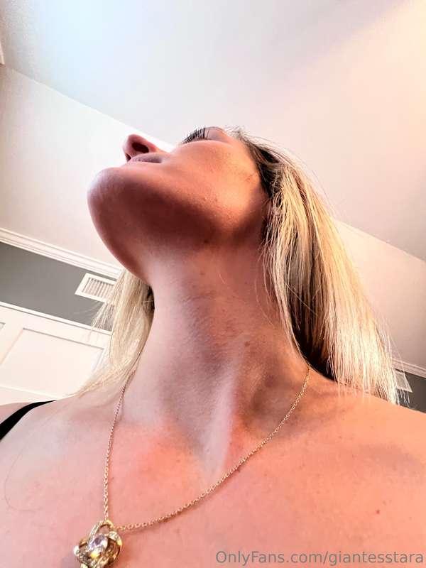 Who wants to come slide down my throat??