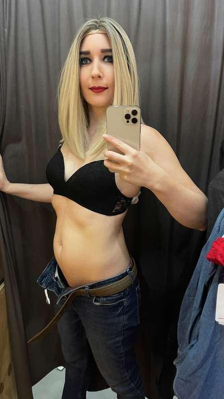 lovebanaxy image #1