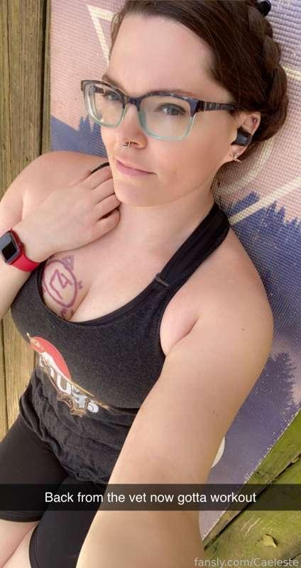 #fyp #outside #hugetits #naturaltits #hucow #lactation #lactating #exercise #workout #nerdy #anime