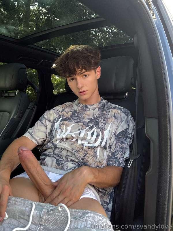 It's getting hot in the car, or is it just me? 👅🍆 u love my ..