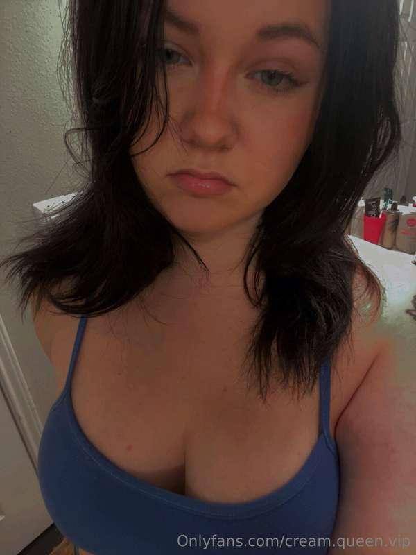 hmmmmm stay black or go back blonde ?🤨