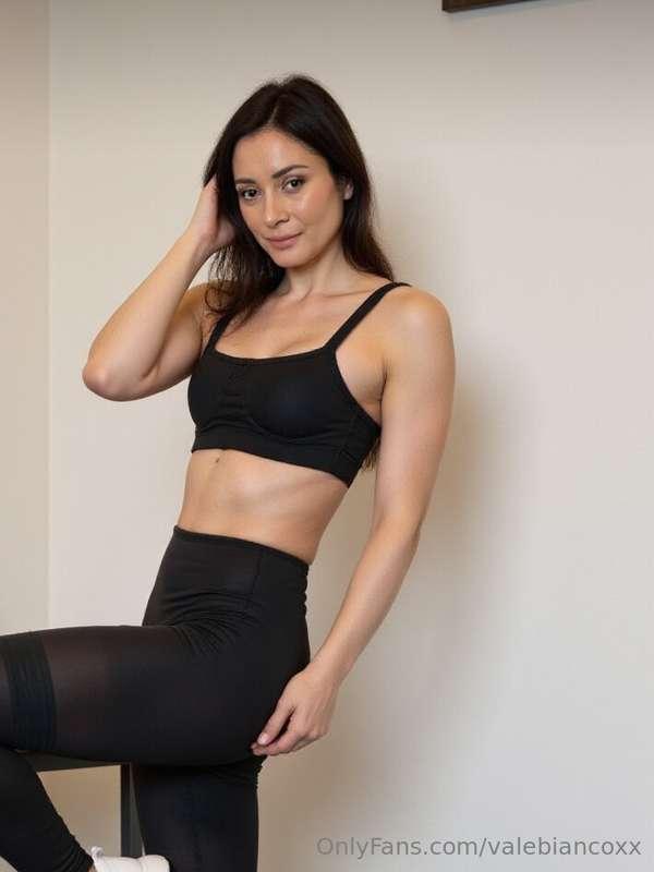 Do you want to have fun with me now, love? Let's play in DM...