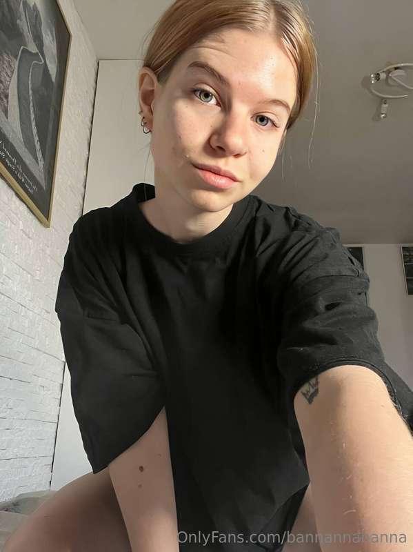 Oversized tee, no pants, no problem 😌 Do you want to check w..