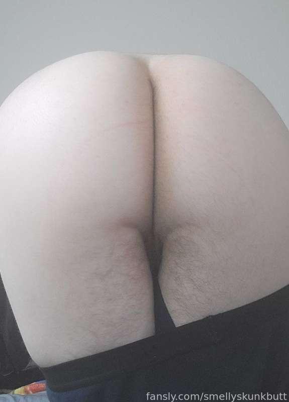 smellyskunkbutt image #5