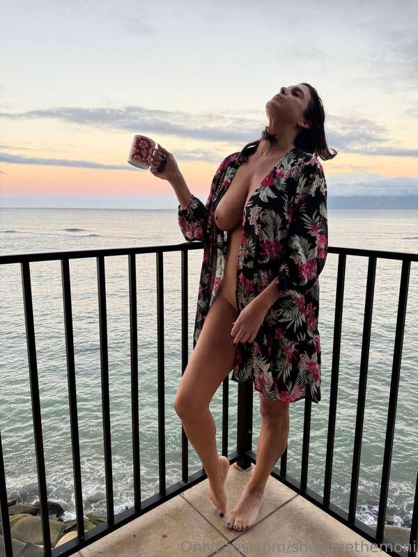showmethemoni image #1