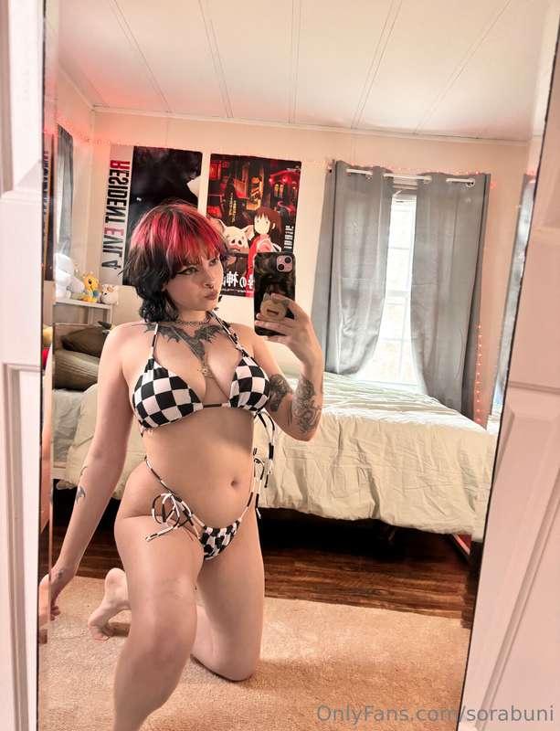doesn’t this bikini hug my body perfectly?❤️‍🔥 i can’t wait ..