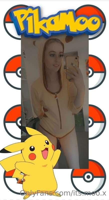Finally got the pikachu onesie 😍