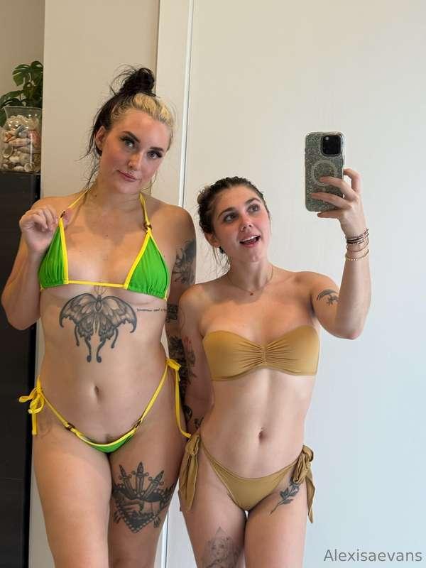 landing strip or shaved? @laurelhoneyyy 