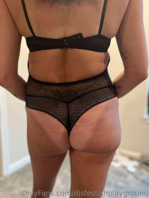 djsfetishplayground image #30