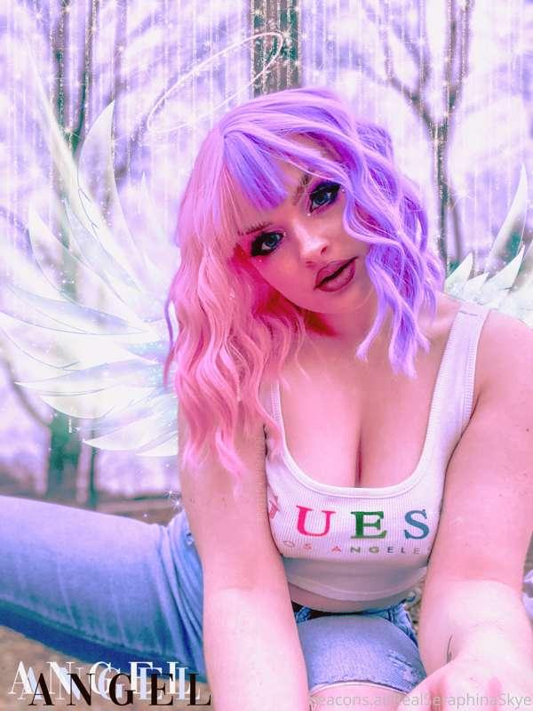 🥰🤍☁️
OnlyFans.com/RealSeraphinaSkye
