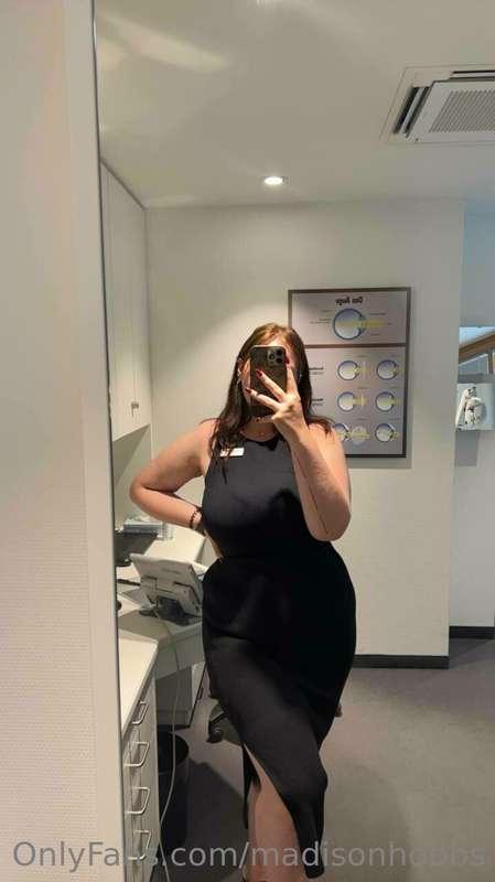 My outfit at my part time job 🌞🌞✌🏻