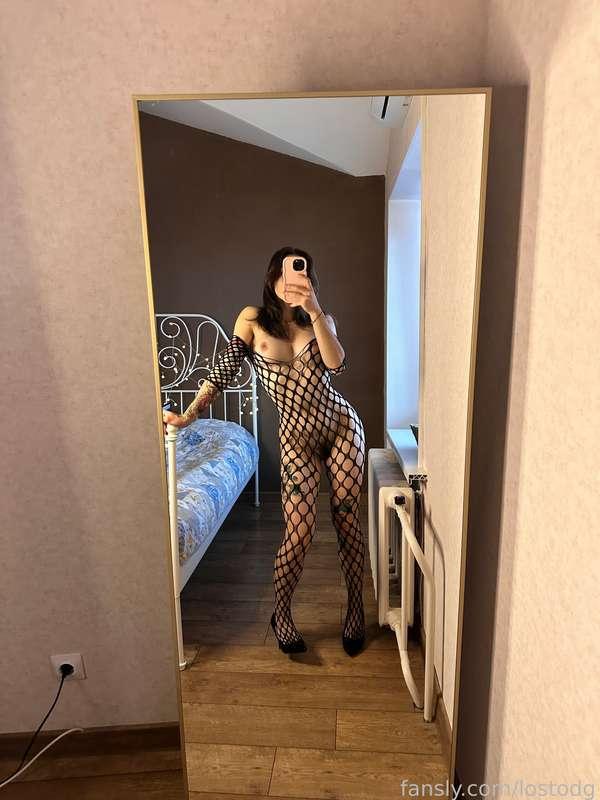 👋🏼 Is it really goodbye to cuteness, or just an upgrade to hotness?

#fyp #pantyhose #fishnets #dominant #heels #bush #ass #hairy #fatpussy #bigpussy 