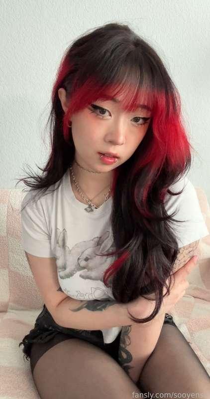 I refreshed my hair color today :D