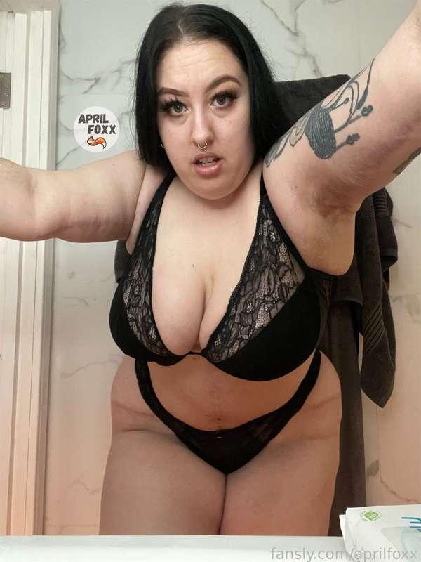 aprilfoxx image #0
