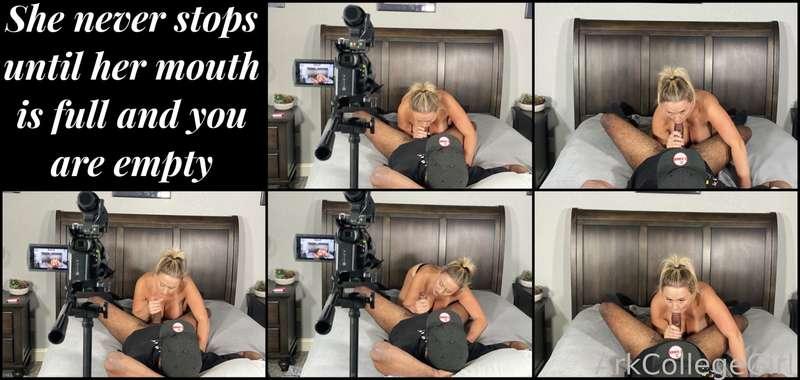 ArkCollegeGirl loves the taste of cum and will not stop until she gets her reward. Watch as she uses her amazing skills on this beautiful black cock, sucking and worshiping every inch of his throbbing manhood. Listen to her acknowledge every spurt of his hot cum hitting the back of her throat and she keeps sucking, ensuring she keeps every drop of his seed. Then watch as she shows him her prize, and incredible load she sucked from deep inside his balls into her awaiting mouth. She slurps it back up and swallows every gulp of his white cream, before focusing her attention on his still throbbing shaft, licking and slurping up every last drop. Chocolate protein shake for dinner. Who is next?
#blowjob #cum #swallow #BBC #ArkCollegeGirl 