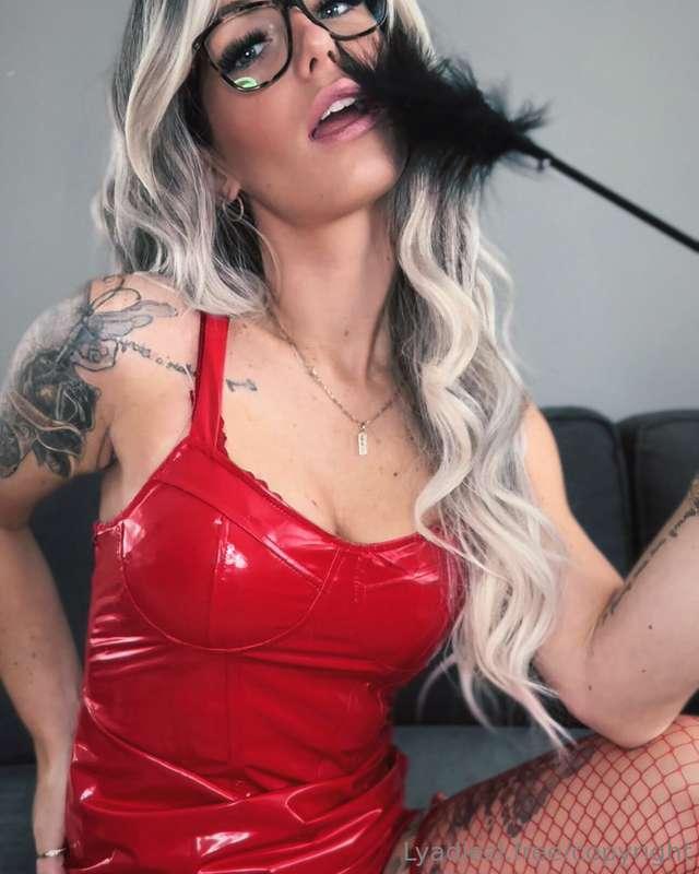 you like role play? Ask me for the video 🥵