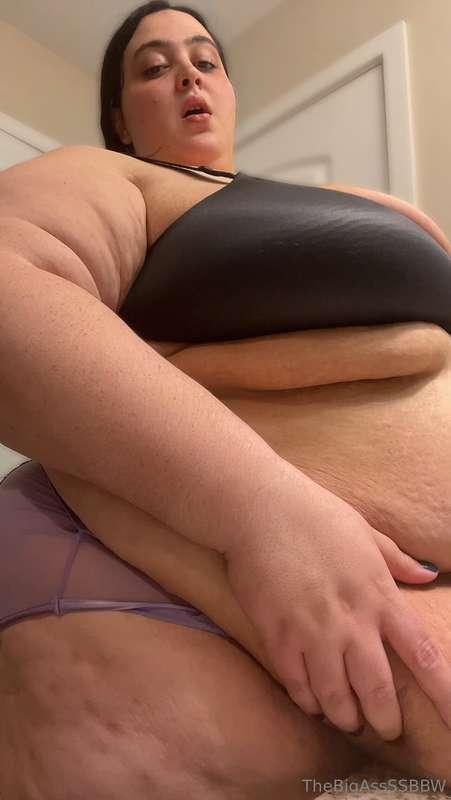 To say I’m obsessed with my fat is an understatement, I need..