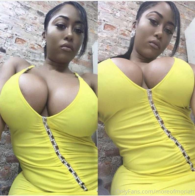 Sexy vibes for a new Monday🔥