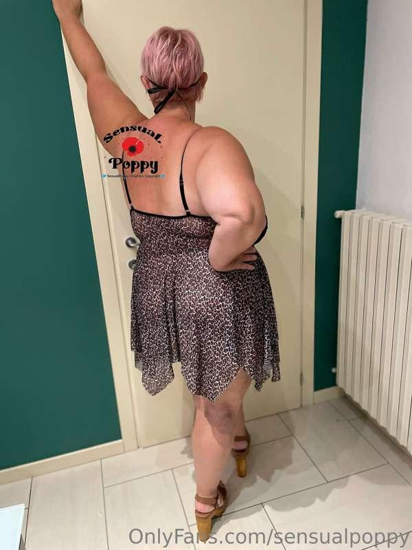 here I am all for you…my naughty boys!!
