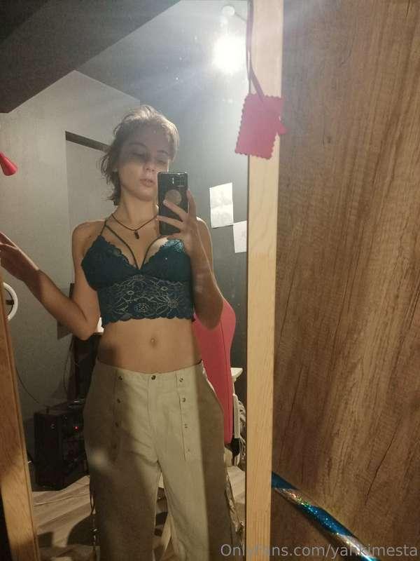 Hi