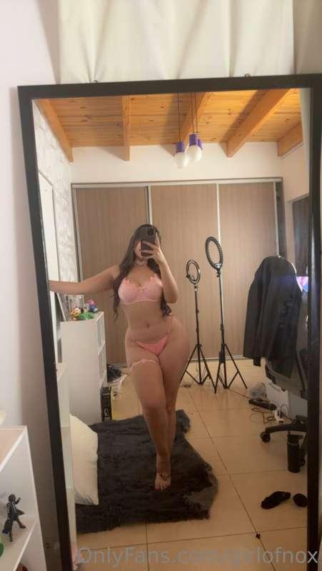 Voy a empezar a subir fotitos con este conjunto, que les par..