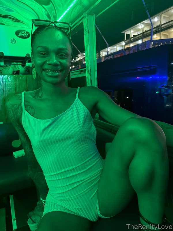 Party bus fun 🤩 and my pussy was just sitting nice as hell I..